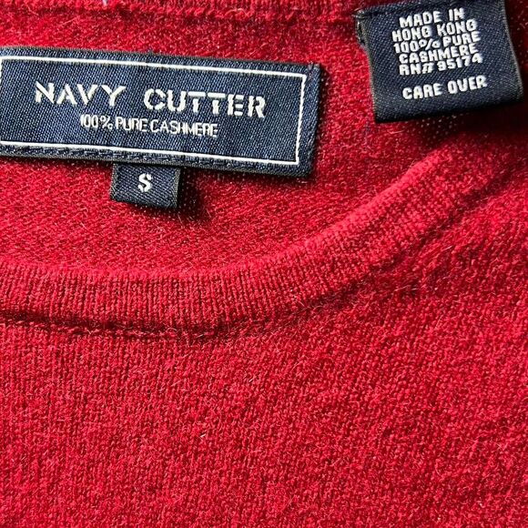 Navy Cutter Luxe Red 100% pure cashmere sweater small luxury women's - Picture 5 of 5